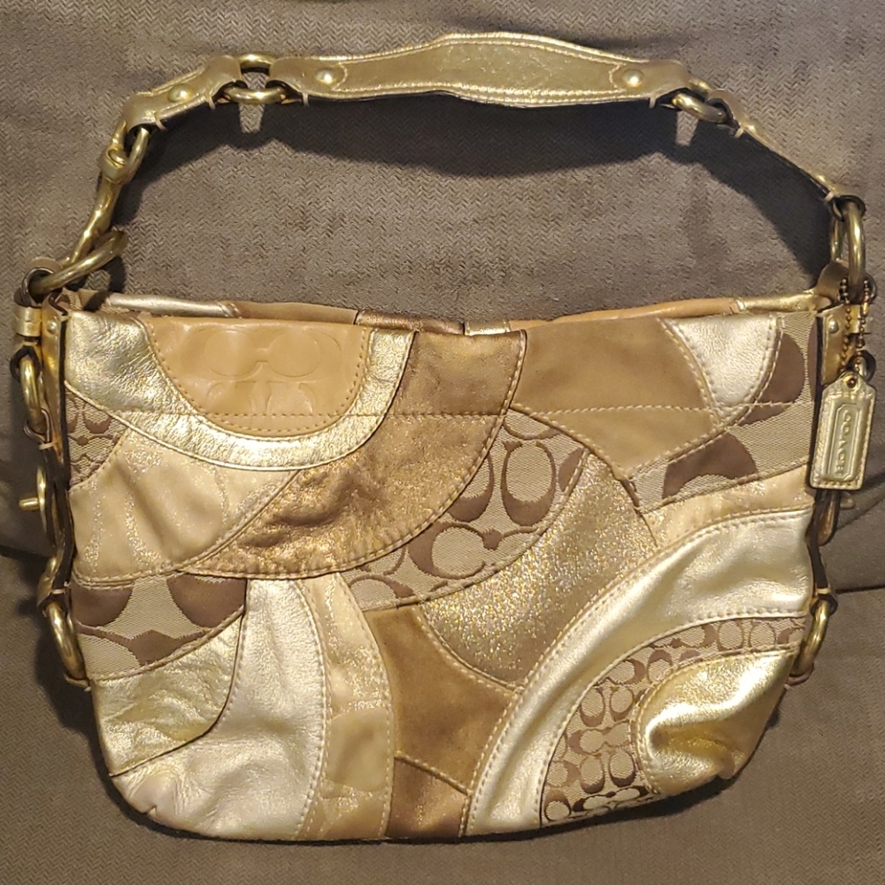 Coach Shoulder Bag gold patched